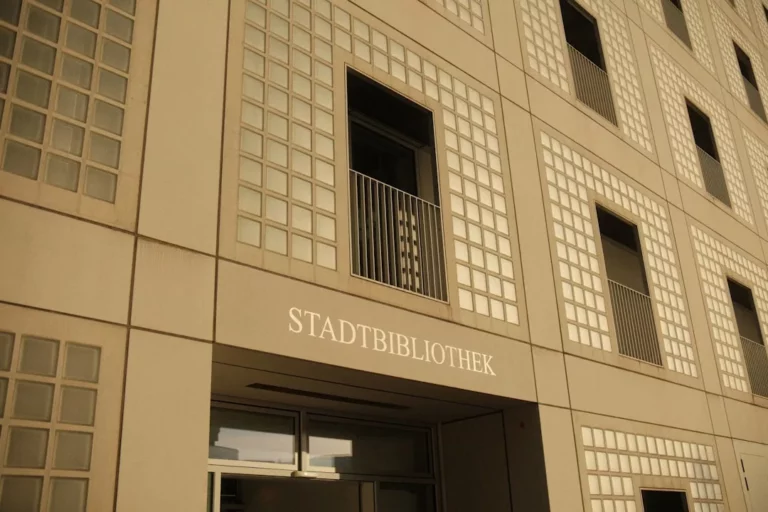 KI-Agentur Stuttgart: Ablauf, Kosten und Ergebnisse für den Mittelstand im Überblick
